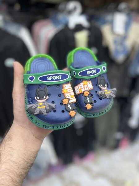 كروكس ولادي بات مان مضيء 24-29