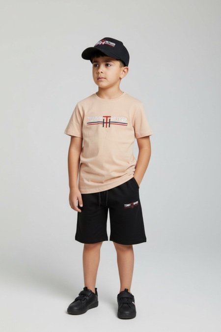 بدلة تومي مع طاقيه 3-12