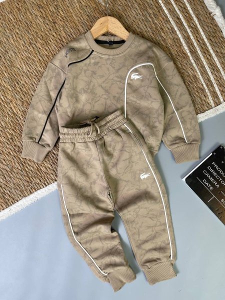 بدلة Lacoste بيبي ربيعي 12-30 شهر