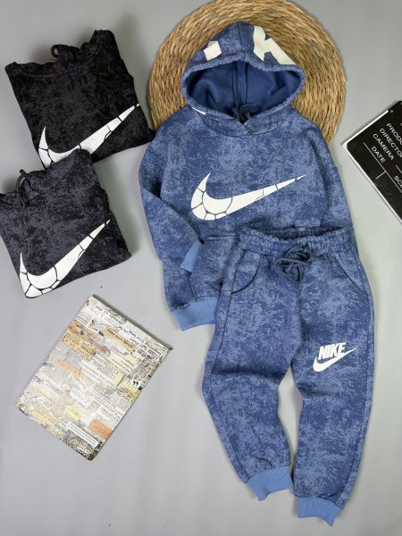 بدلة نايك شتوي مبطن NIKE