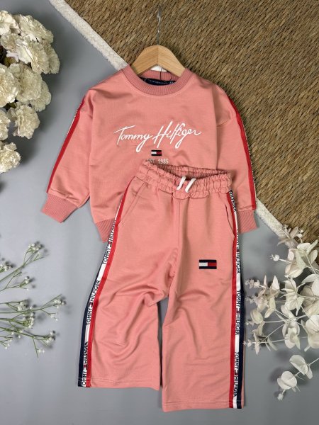بدلة Tommy Hilfiger ربيعي بناتي 2-14